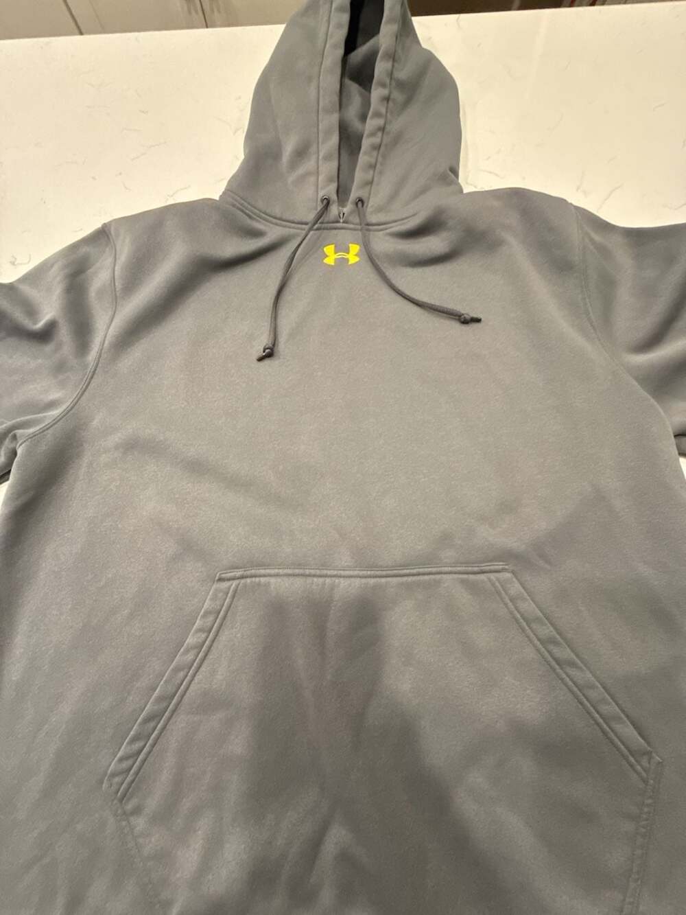Under Armour Men's Gray Loose Fit Fleece Pullover Hoodie with Yellow Logo XL